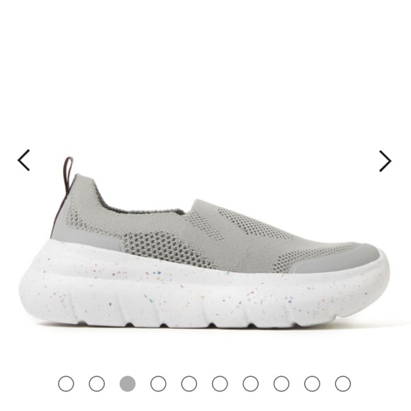 Women’s ReGrind Lightweight Slip-On Energy Return Technology Dearfoams sneakers - Picture 2 of 13